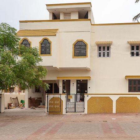 Oyo Eden Residency Hotel Madurai Exterior photo
